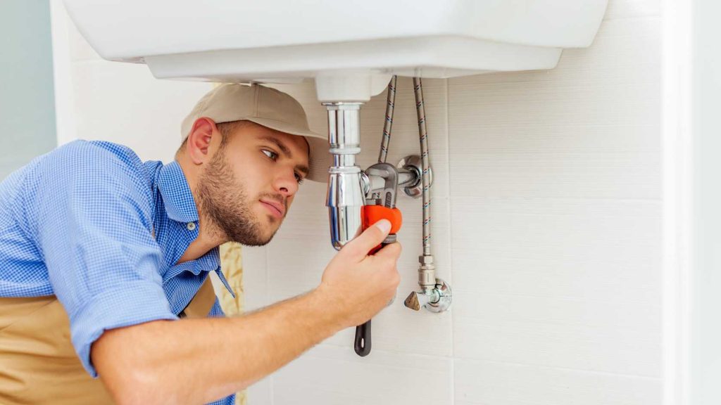 Dealing with plumbing issues in Ulladulla? Explore common problems and expert tips to avoid hassle. Dynamic Tradies offers free plumbing system inspections. Book now!